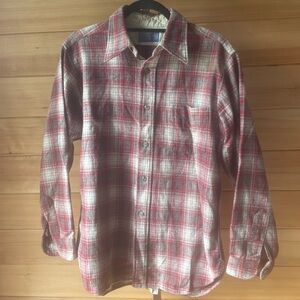 Vintage Pendleton Men’s Wool Button Up Red and Cream Plaid Shirt Medium